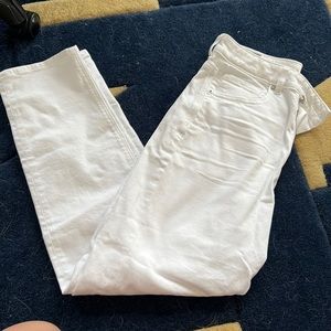 Never Worn American Eagle Jeans White